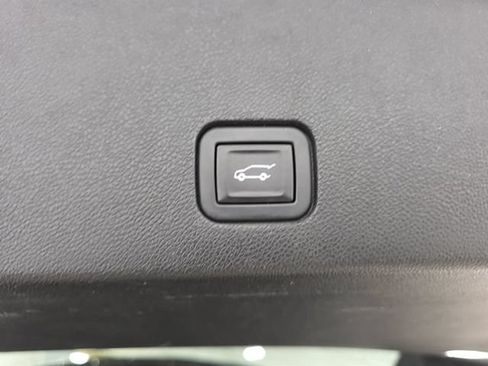 Used 2021 Cadillac XT6 Sport AWD/4WD image 30