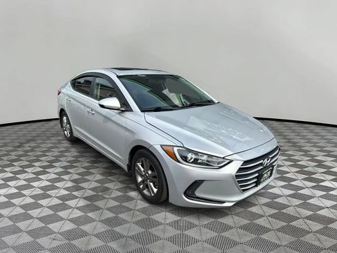 Used 2018 Hyundai Elantra Value Edition FWD image 1