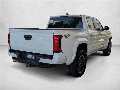 Used 2024 Toyota Tacoma TRD Sport RWD image 5