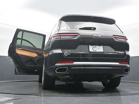Used 2024 Jeep Grand Cherokee L Summit w/ Advanced Protech Group IV AWD/4WD image 62