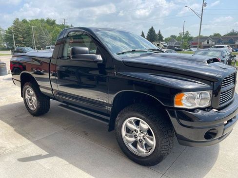 Used 2004 Dodge Ram 1500 Truck SLT w/ Sport Appearance Group AWD/4WD image 8