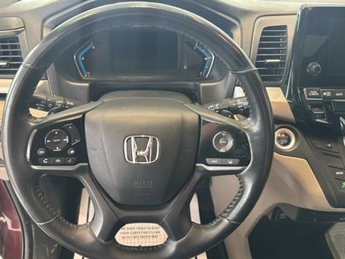 Used 2018 Honda Odyssey EX-L image 12