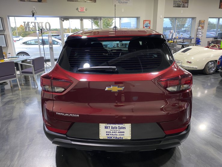 Used 2023 Chevrolet TrailBlazer LS FWD image 6