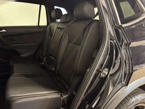 Used 2024 Volkswagen Tiguan SE R-Line w/ MDO Package, Two-Row AWD/4WD image 31