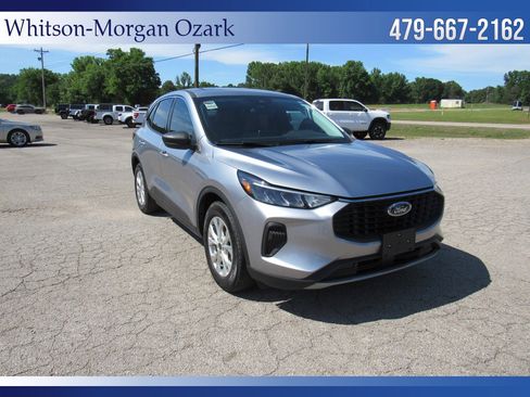 Used 2024 Ford Escape Active w/ Cold Weather Package FWD image 21