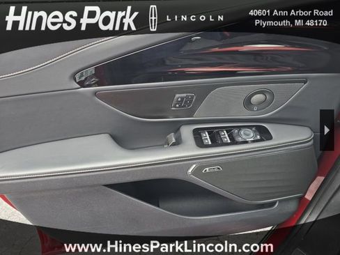 Certified 2024 Lincoln Nautilus Reserve w/ Equipment Group 202A image 9