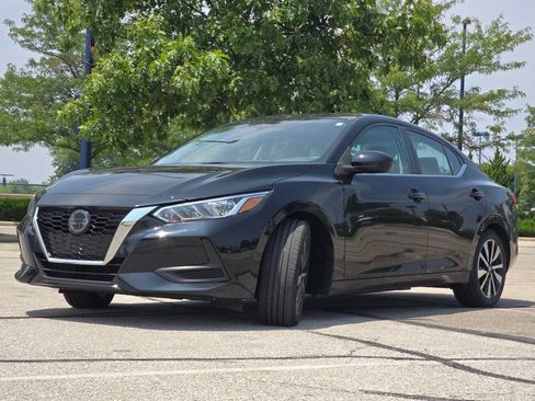 Used 2023 Nissan Sentra SV w/ SV Premium Package FWD image 10