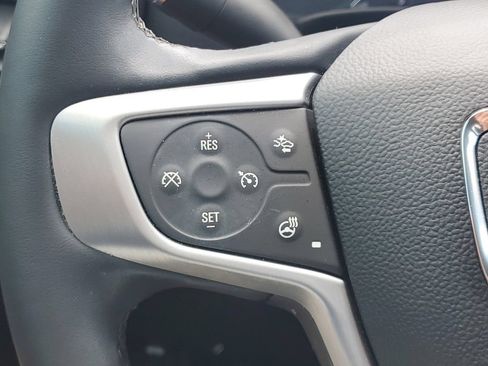 Used 2023 GMC Terrain SLT w/ Infotainment Package II FWD image 23
