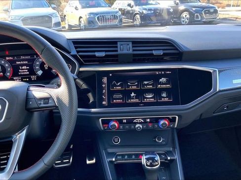 Used 2025 Audi Q3 2.0T Premium Plus w/ Premium Plus Package image 6