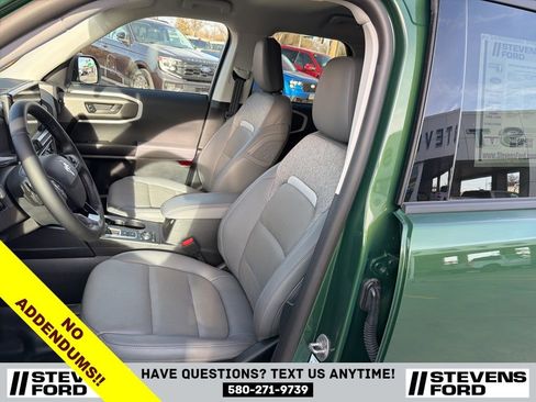 Used 2025 Ford Bronco Sport Badlands image 16