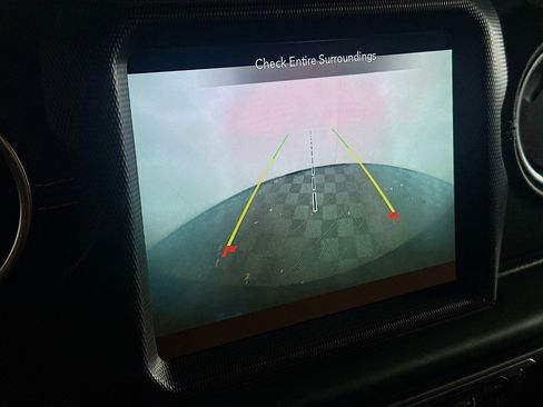 Used 2023 Jeep Wrangler Sahara image 22