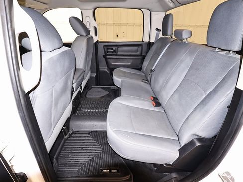 Used 2016 RAM 3500 Tradesman w/ Chrome Appearance Group image 14