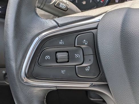 Used 2023 Buick Encore GX Essence w/ Experience Buick Package FWD image 18