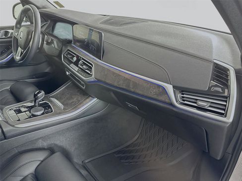 Used 2023 BMW X5 xDrive40i w/ Premium Package AWD/4WD image 30