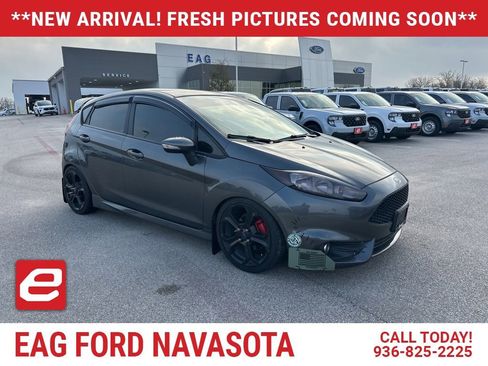 Used 2017 Ford Fiesta ST image 1