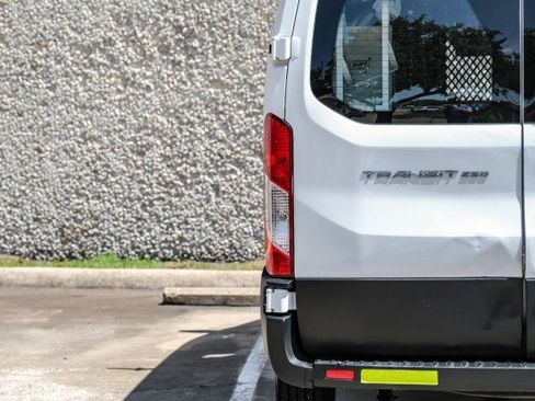 Used 2021 Ford Transit 250 Low Roof w/ Exterior Upgrade Package RWD image 30