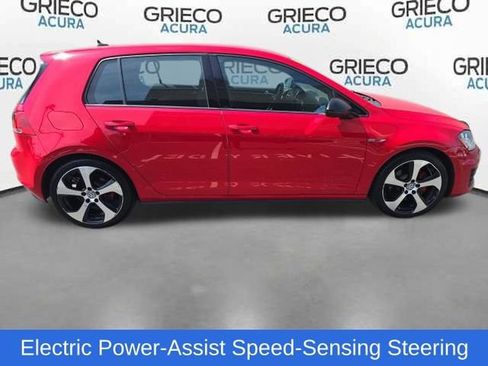 Used 2017 Volkswagen Golf 4-Door FWD image 8