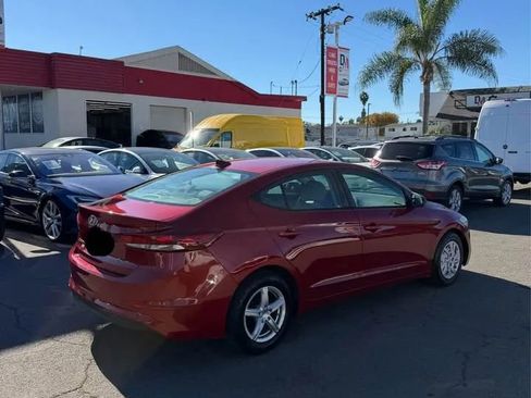 Used 2017 Hyundai Elantra SE image 5