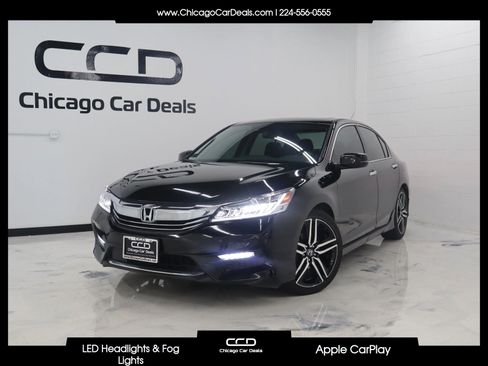 Used 2016 Honda Accord Touring image 1