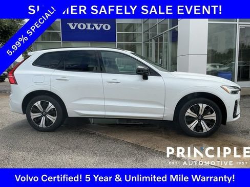 Certified 2023 Volvo XC60 T8 Plus AWD/4WD image 7