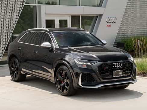 Certified 2021 Audi RS Q8 AWD/4WD image 2