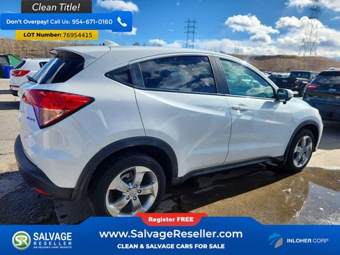 Used 2017 Honda HR-V EX image 4