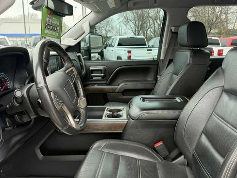 Used 2018 GMC Sierra 3500 Denali w/ Duramax Plus Package image 12