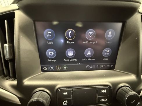 Used 2024 GMC Terrain SLT image 39