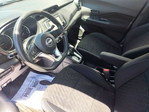 Used 2022 Nissan Kicks S FWD image 13