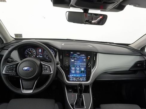 Used 2025 Subaru Outback Premium image 23