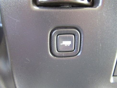 Used 2022 Chevrolet Express 2500 2500 w/ Driver Convenience Package image 30