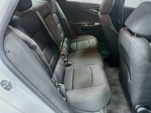Used 2025 Chevrolet Malibu LT FWD image 27