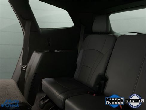Used 2024 Buick Enclave Premium image 69