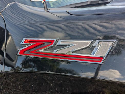 Used 2021 Chevrolet Silverado 1500 Custom Trail Boss AWD/4WD image 13