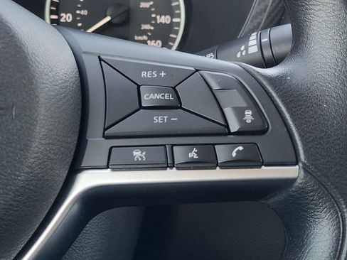 Used 2025 Nissan Sentra SV image 29