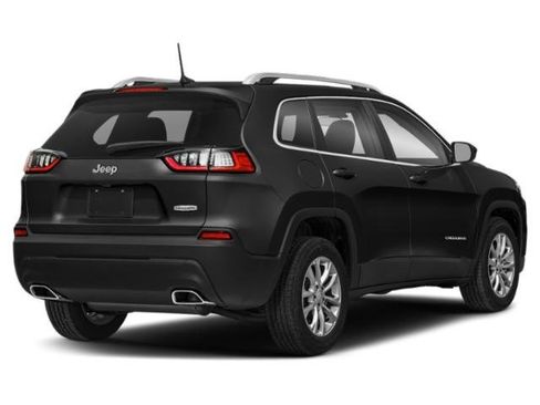 Used 2021 Jeep Cherokee Latitude Plus image 2