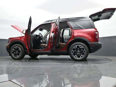 New 2025 Ford Bronco Sport Outer Banks image 35