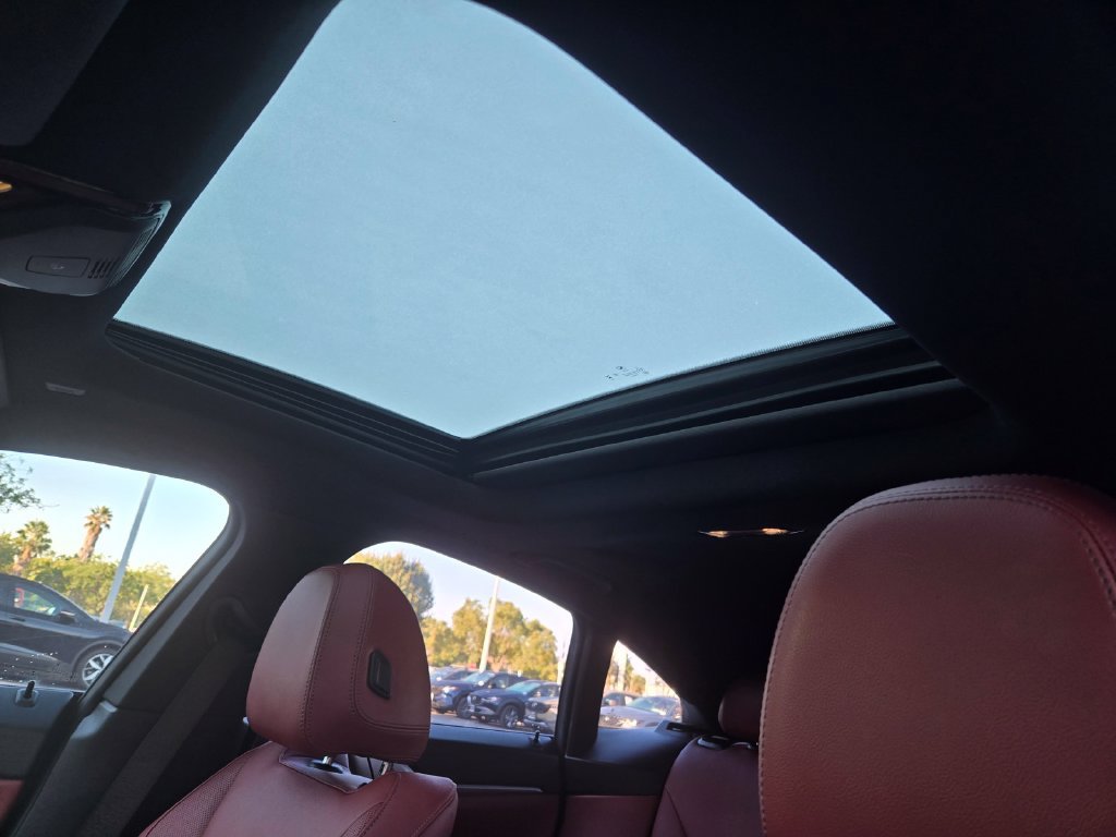 Used 2023 BMW i4 eDrive40 w/ M Sport Package RWD image 19