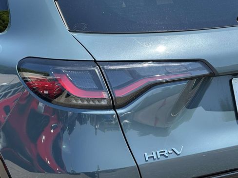 Used 2024 Honda HR-V EX-L image 8