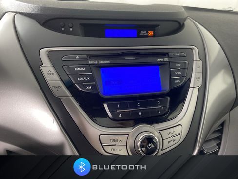 Used 2013 Hyundai Elantra GLS w/ Preferred Pkg FWD image 2