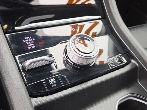 Used 2024 Jeep Grand Cherokee Limited 4xe AWD/4WD image 18