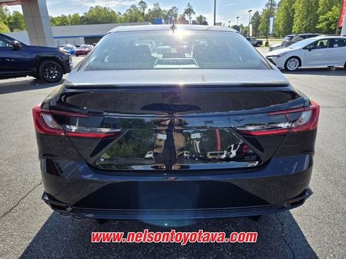 New 2026 Toyota Camry Hybrid w/ Multimedia Upgrade Package FWD image 6