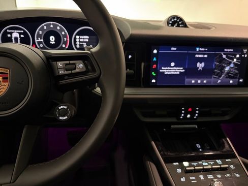 Certified 2026 Porsche Cayenne image 14