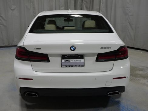 Used 2023 BMW 530i xDrive 530i xDrive w/ Premium Package image 14
