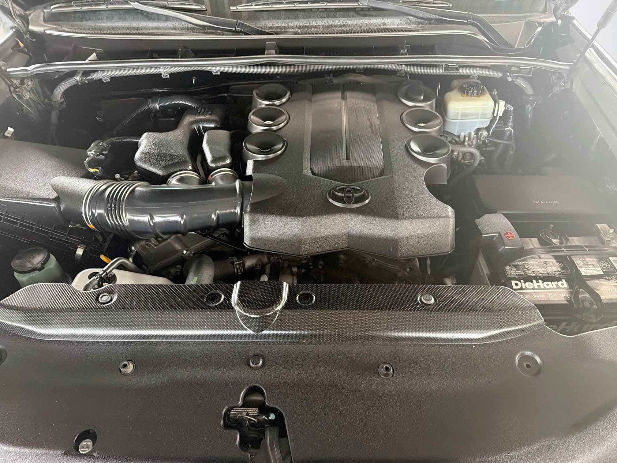 Used 2012 Toyota 4Runner Limited AWD/4WD image 34