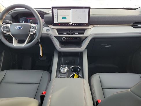 New 2026 Ford Explorer Active w/ Active Comfort Package image 11