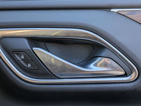 Used 2021 Chevrolet Tahoe Premier image 38