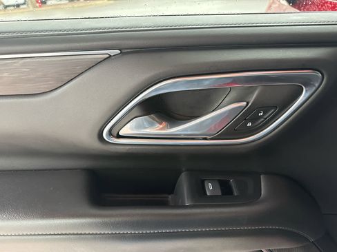 Certified 2024 Chevrolet Tahoe Z71 w/ Luxury Package image 33