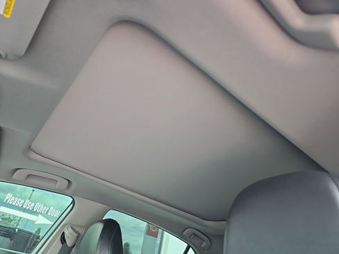 Used 2022 Toyota Camry XSE w/ Navigation Package FWD image 19