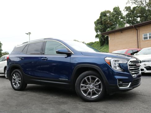 Used 2023 GMC Terrain SLT image 6